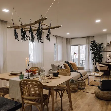 Linares - 2 Bedrooms, Terrace In Campo De Ourique Apartment Lissabon